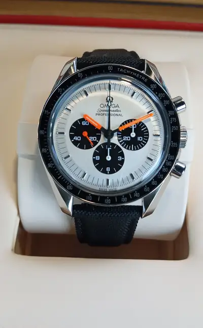 Omega Speedmaster Professional Ultraman Soccer Orange