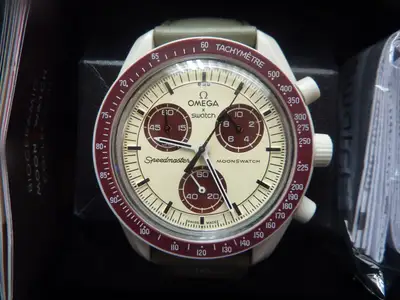 Omega x Swatch Speedmaster MoonSwatch Light
