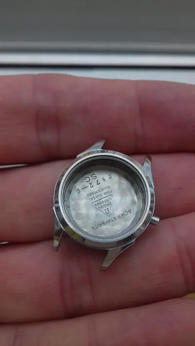 Omega 2572 Seamaster Case Cal. 252