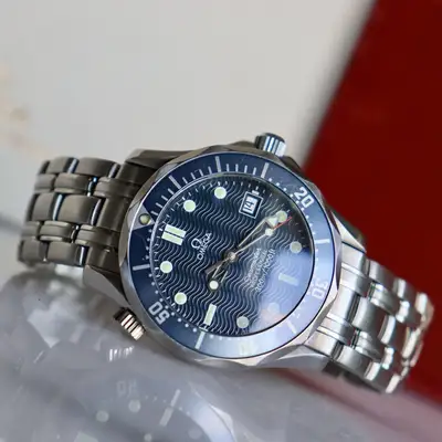 Omega Seamaster Pro Blue Diver James