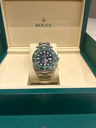 Rolex Submariner Date Green Bezel starbucks