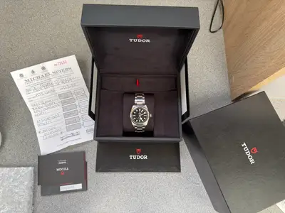 Tudor Black Bay 36 Smiley ETA