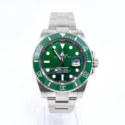 Rolex Rolex Submariner 116610LV Hulk Box and Papers 2017 Full Set