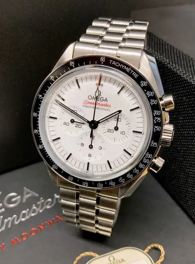 Omega Omega Speedmaster Moonwatch 310.30.42.50.04.001 Box & Papers 2024