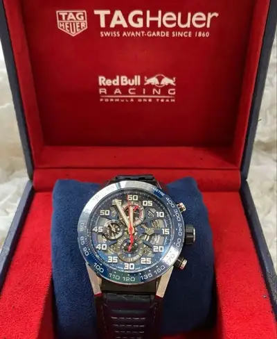 TAG Heuer Carrera Caliber Heuer 01 Red Bull