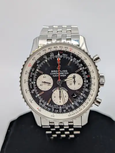 Breitling AB0121 Navitimer B01 Chronograph
