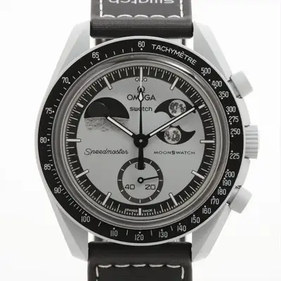 Omega x swatch Speedmaster missions Toe