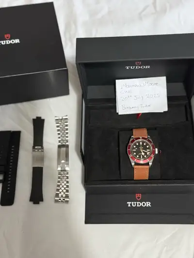 Tudor Black Bay Burgundy M7941A1A0RU-0002