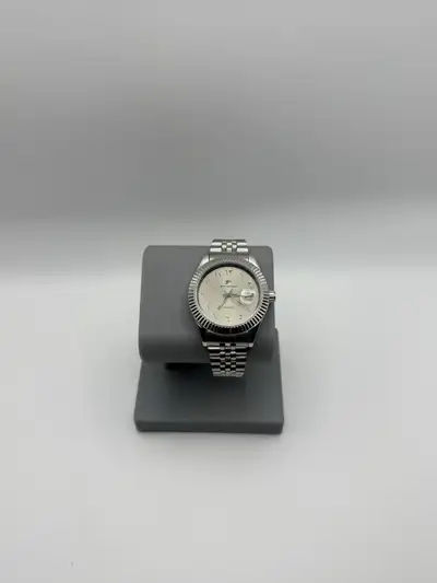 Unknown Luxurious Men’s Classic Oyster Style Silver