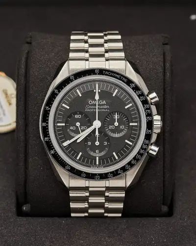 Omega Speedmaster Professional Sandwich310.30.42.50.002