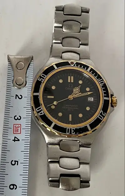 Omega Seamaster Professional YG Bezel Working