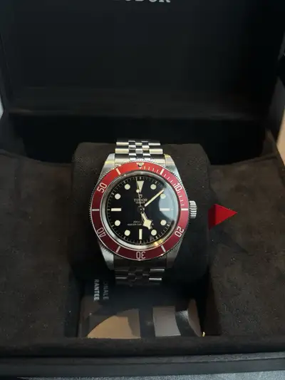 Tudor Black Bay 41 Burgundy