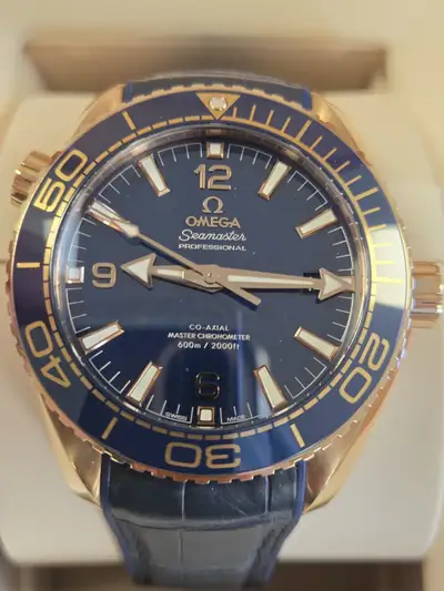 Omega 18ct Solid Gold Omega Seamaster Planet