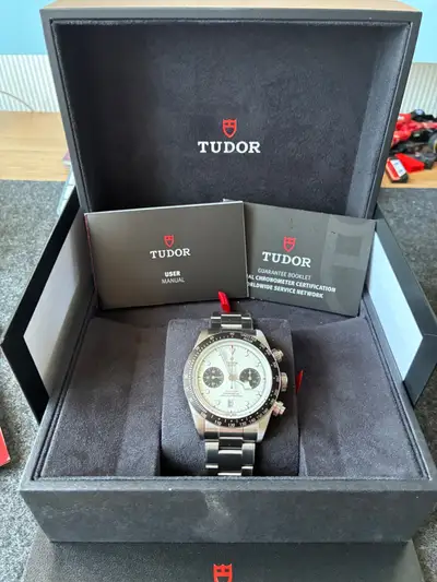 Tudor Tutor Black Bay Chronograph Chrono. M79360N-0012
