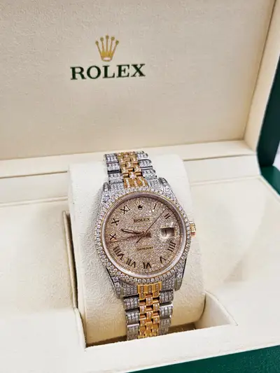 Rolex Datejust with Full Bezel, Shoulders