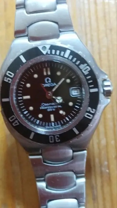 Omega Seamaster Professional 200