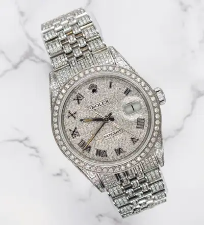 Rolex Datejust with Full Bezel, Shoulders