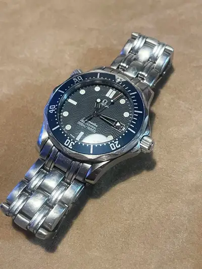 Omega Seamaster Professional Midsize