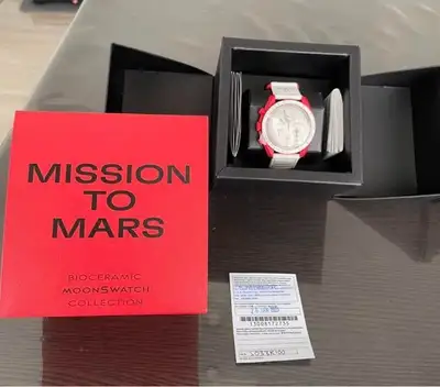 Omega swatch SO33R100 Speedmaster Mission To
