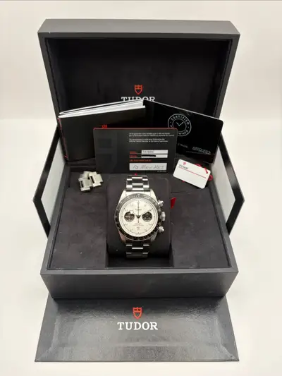 Tudor Black Bay Chrono Panda M79360N-0002