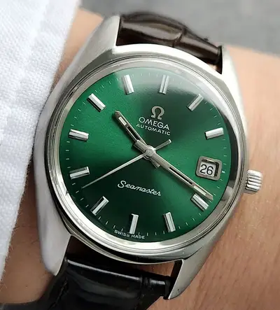 Omega SEAMASTER DATE CAL1012 17J