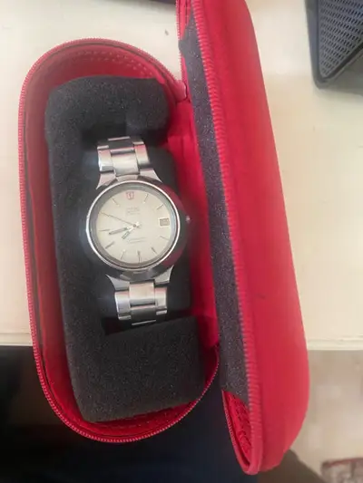Omega clean Omega seamaster chronometer f300Hz