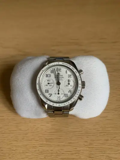 Omega Speedmaster 324.30.38.40.04.001