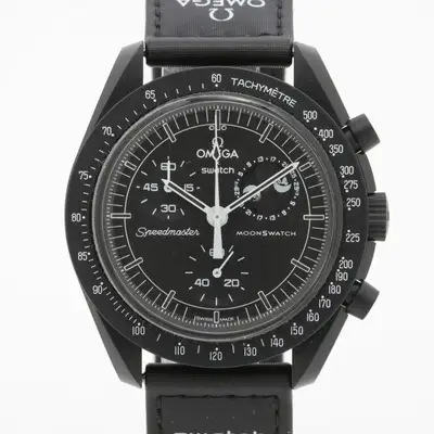Omega x swatch Speedmaster missions Toe