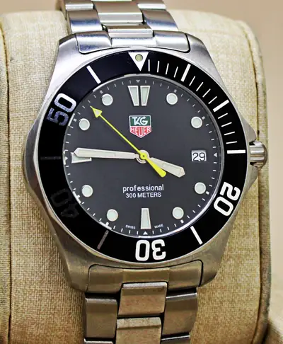TAG Heuer Aquaracer Professional Ref. WAB1110