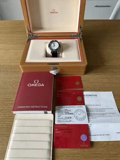 Omega Seamaster Diver White