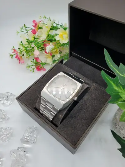 Omega Antique Seamaster TV Screen Wind