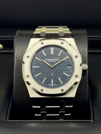 Audemars Piguet Royal Oak "Jumbo" Extra-Thin