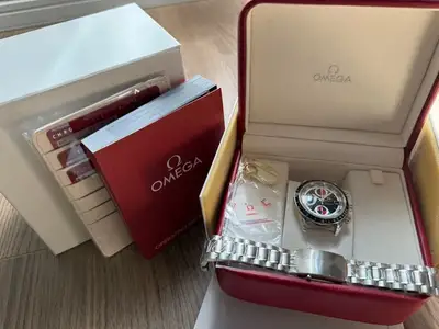 Omega Speedmaster 3210.52.00