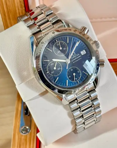 Omega SPEEDMASTER DATE With