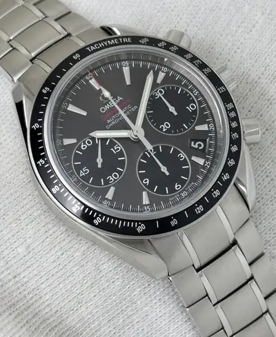 Omega Speedmaster Racing Chrono Date