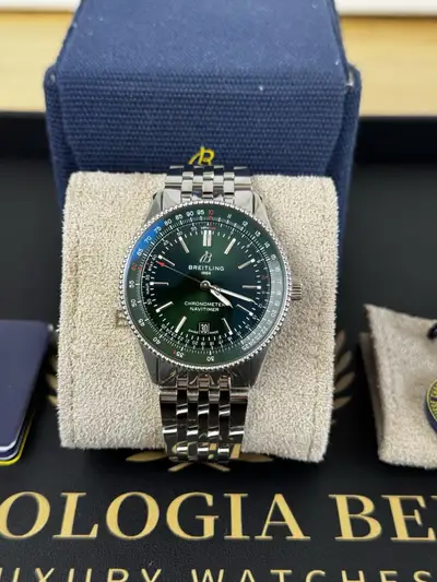 Breitling Navitimer 41 A17326361L1A1