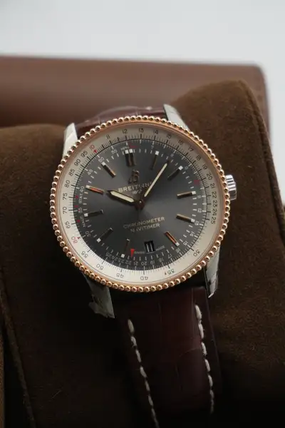 Breitling Navitimer Steel Rose Gold U17326