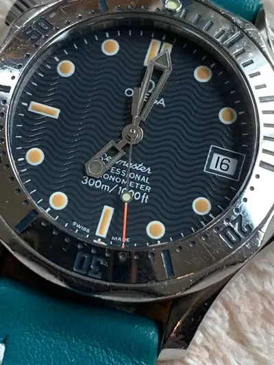 Omega Seamaster 300 Professional Diver Lug
