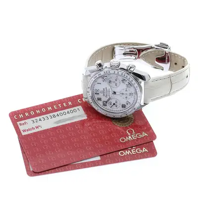 Omega Speedmaster 324.33.38.40.04.001