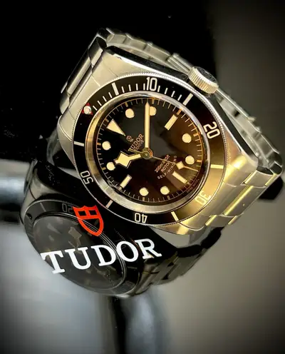 Tudor Black Bay 79220N