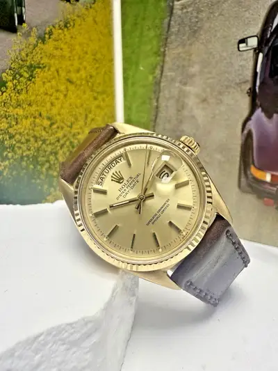 Rolex Men’s Rolex Day-Date 18k Yellow Gold