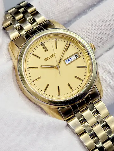Seiko Runs SEIKO SQ Gold Tone Oyster