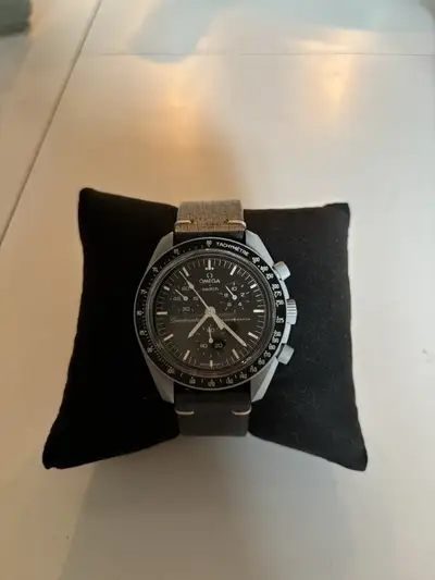 Omega SWATCH Speedmaster Mission To The