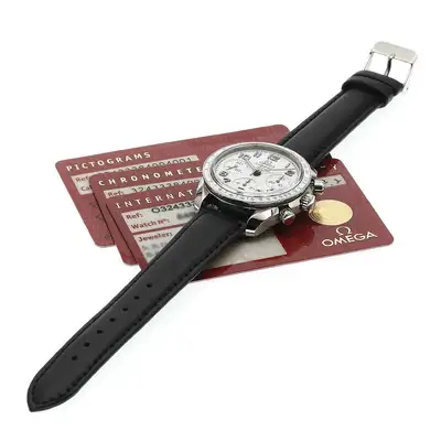 Omega Speedmaster 324.33.38.40.04.001