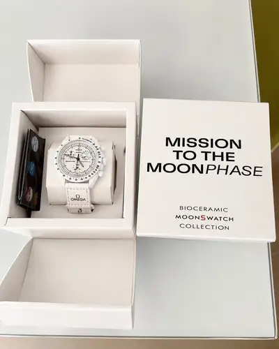 Omega x Swatch MoonSwatch Speedmaster Moonphase