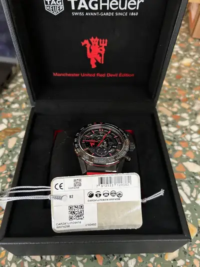 TAG Heuer “The Red Devils“ TAG Heuer Carrera
