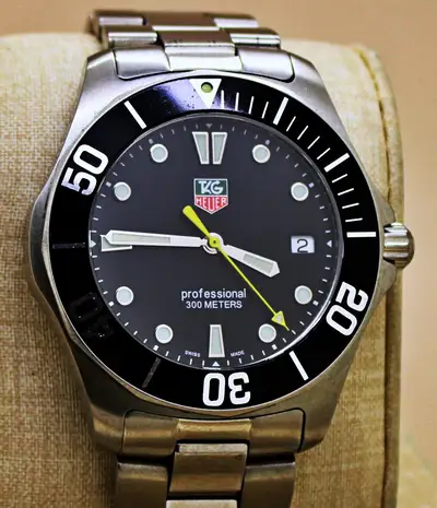 TAG Heuer Aquaracer Professional Ref. WAB1110