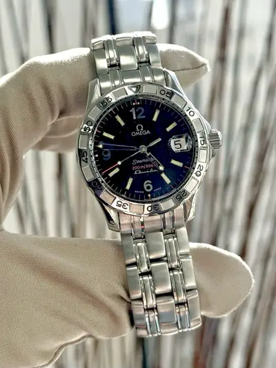Omega Seamaster Autoquartz Mid Size Calibre