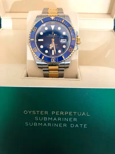 Rolex Oyster Perpetual Yellow Rolesor Submariner