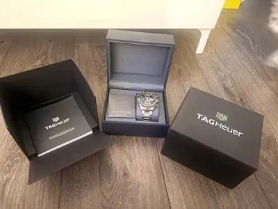 TAG Heuer Carrera CV2A1R Chronograph Date
